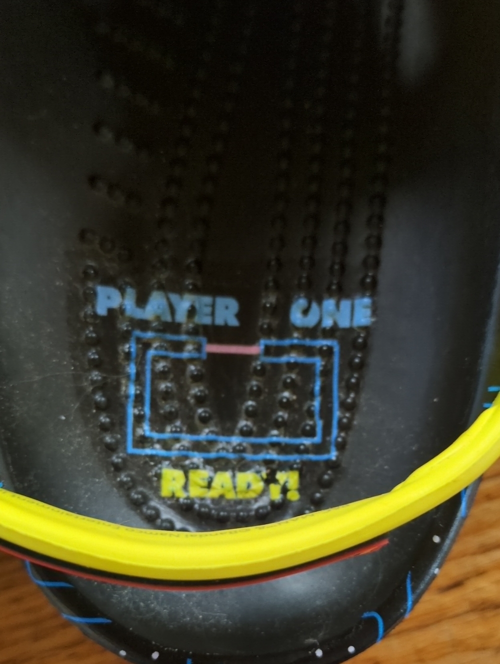 Crocs x Pac-Man Classic Clog Mens 7 Womens Size 9 - Picture 11 of 14